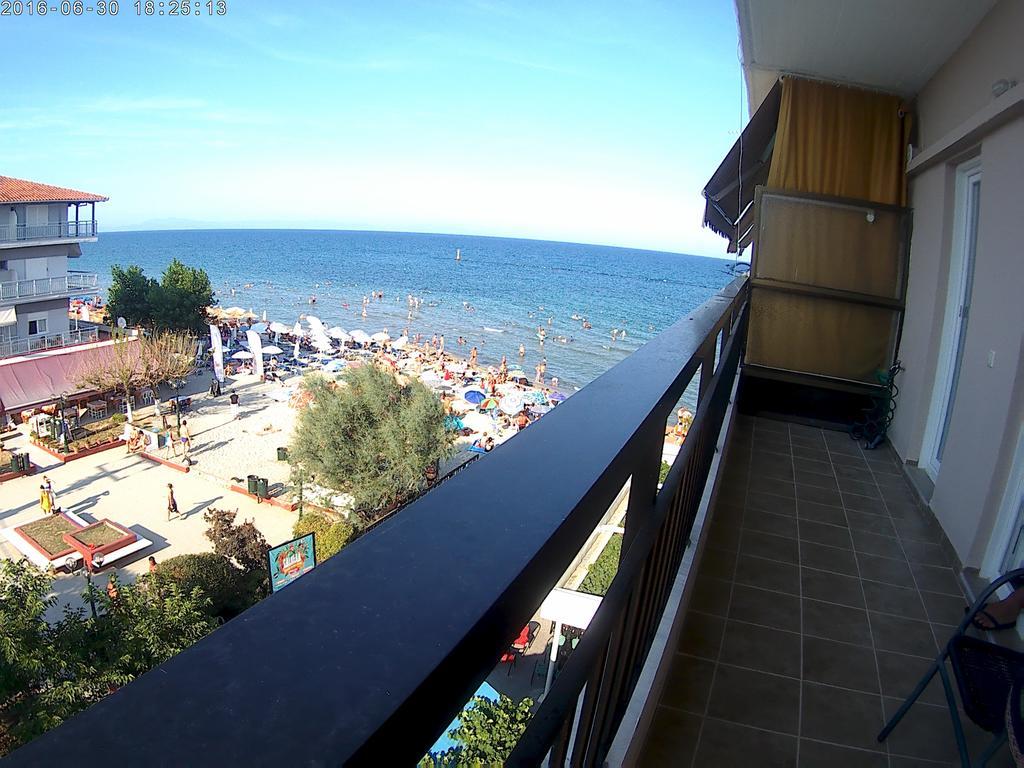 Studio Just On The Beach Paralia Katerinis Bagian luar foto