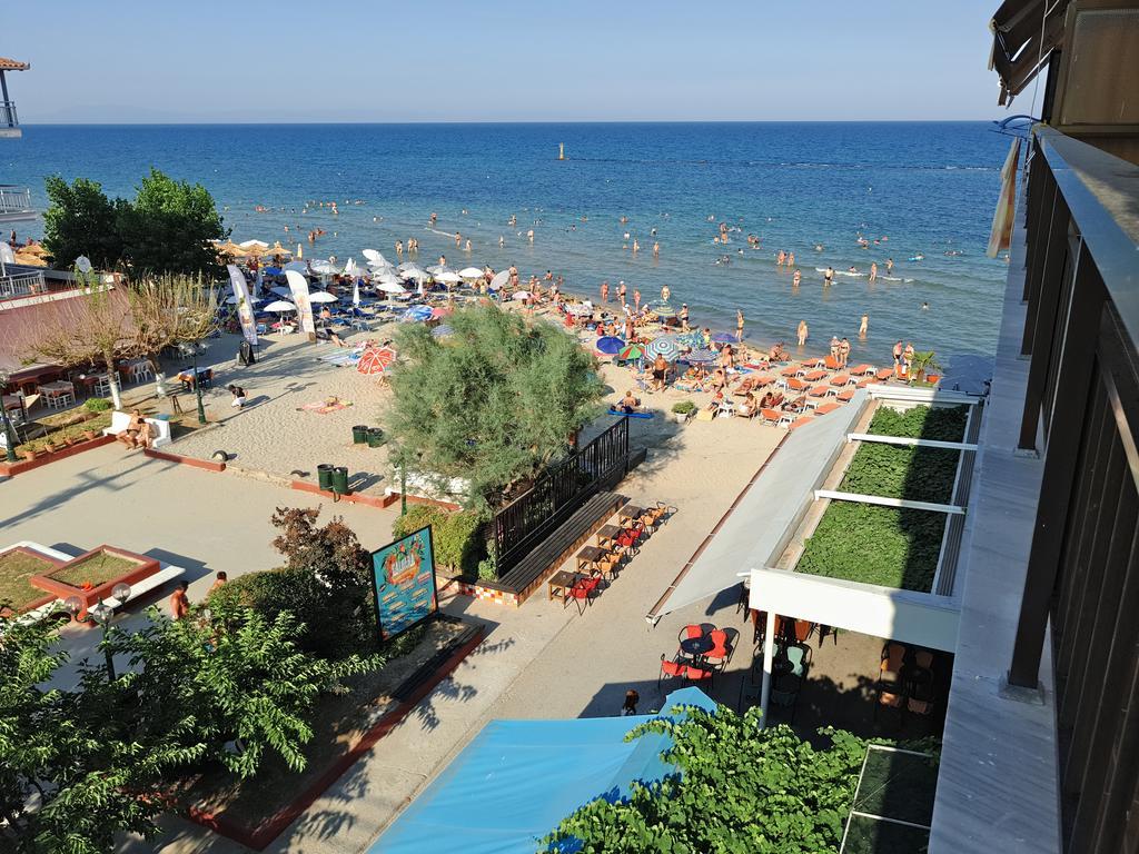 Studio Just On The Beach Paralia Katerinis Bagian luar foto