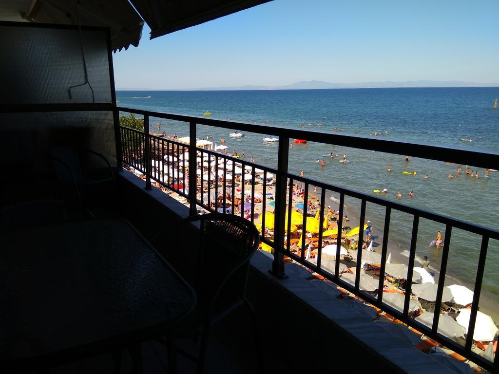 Studio Just On The Beach Paralia Katerinis Bagian luar foto