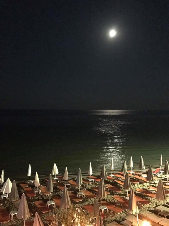 Studio Just On The Beach Paralia Katerinis Bagian luar foto